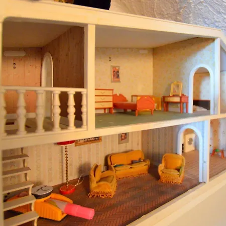 Charming Holiday Home In Heerlen With Terrace *