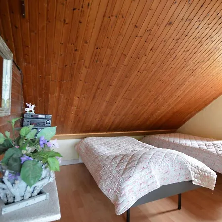 Ferienhaus Charming Holiday Home In Heerlen With Terrace Heerlen